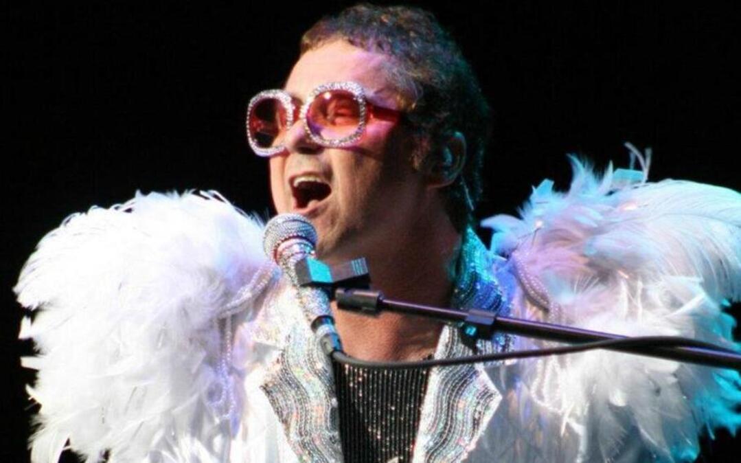 
Elton: The Early Years, starring Kenny Metcalf, is at 8 p.m. Oct. 17 at the Skagit Valley Casino Resort’s Pacific Showroom in Bow. 
