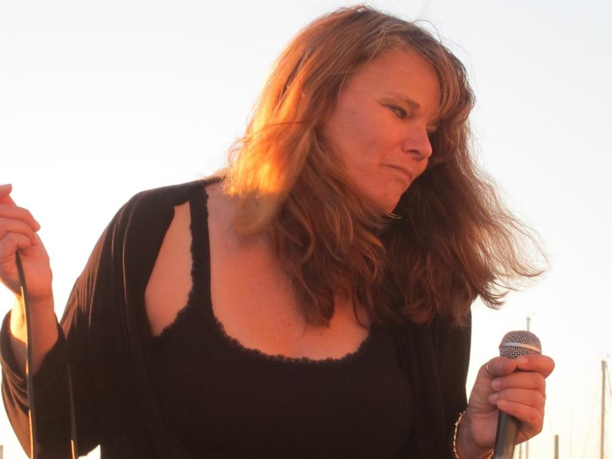 Sonja Lee and her band are one of the featured acts at a musical variety show on Saturday at Boundary Bay Brewery, hosted by the Kulshan Chorus.