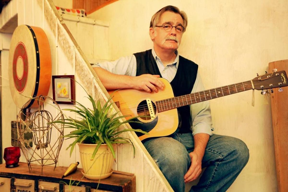 Western Washington University’s Fairhaven College Winter World Issues Forum will present “Revolutionary Songs: A Centennial Celebration of the Irish Revolution of 1916” on Wednesday, Feb. 1, in the Fairhaven Auditorium, featuring Bellingham musician Peadar MacMahon.