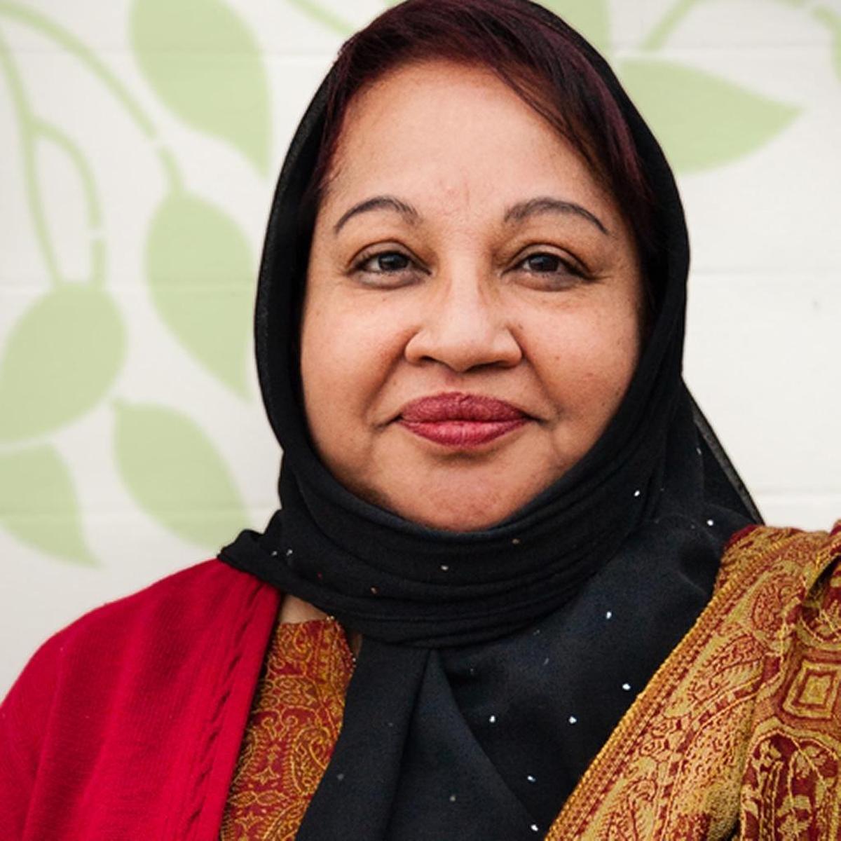 Azma Khan, a native of Lahore, Pakistan, demonstrates how to prepare authentic home-style versions of roast chicken with yogurt and spices, peas pulao, mixed vegetable curry, and mango lassi from 6:30 to 9 p.m. Monday at the Community Food Co-op Bakery Cafe, 405 E. Holly St.