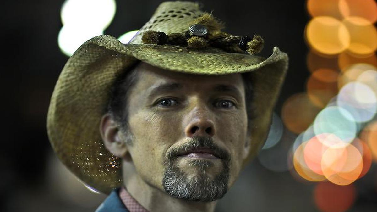 
Jonathan Byrd plays with his band, the Pickup Cowboys, Sept. 17 at the Green Frog.

