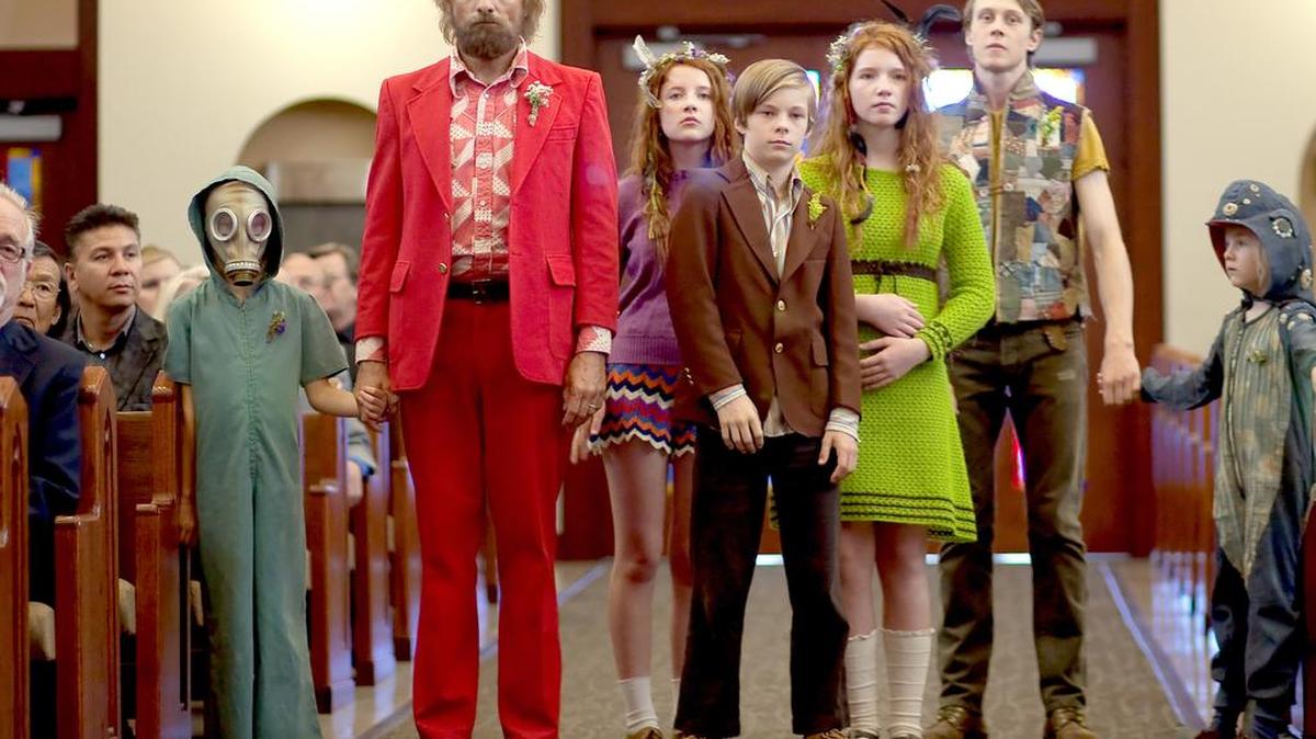 Viggo Mortensen plays a father raising his family off the grid in “Captain Fantastic.”