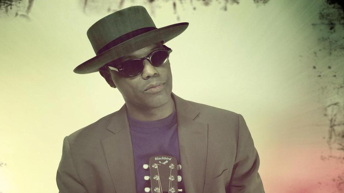
Eric Bibb plays the Conway Muse on Sept. 13.
