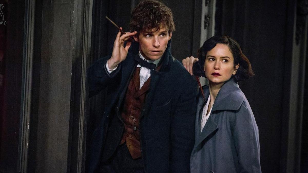 Eddie Redmayne and Katherine Waterston in a scene from, “Fantastic Beasts and Where to Find Them.”