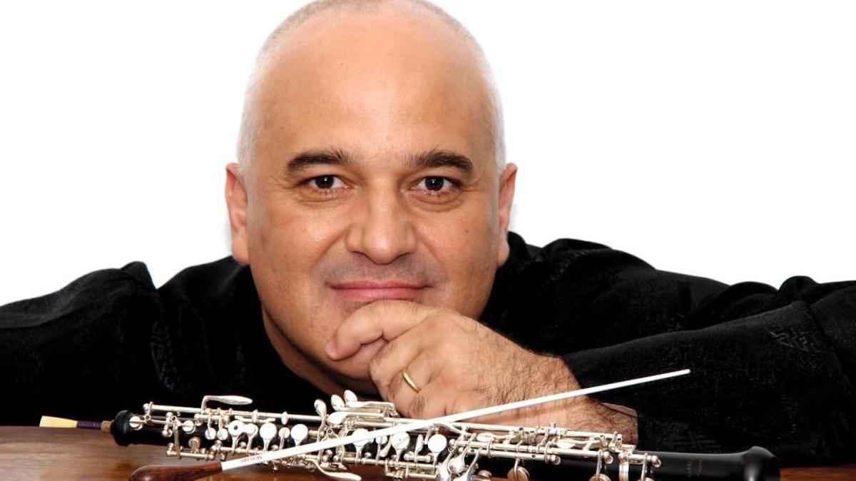 Oboist Alex Klein performs with Whatcom Symphony Orchestra Nov. 20 at Mount Baker Theatre.