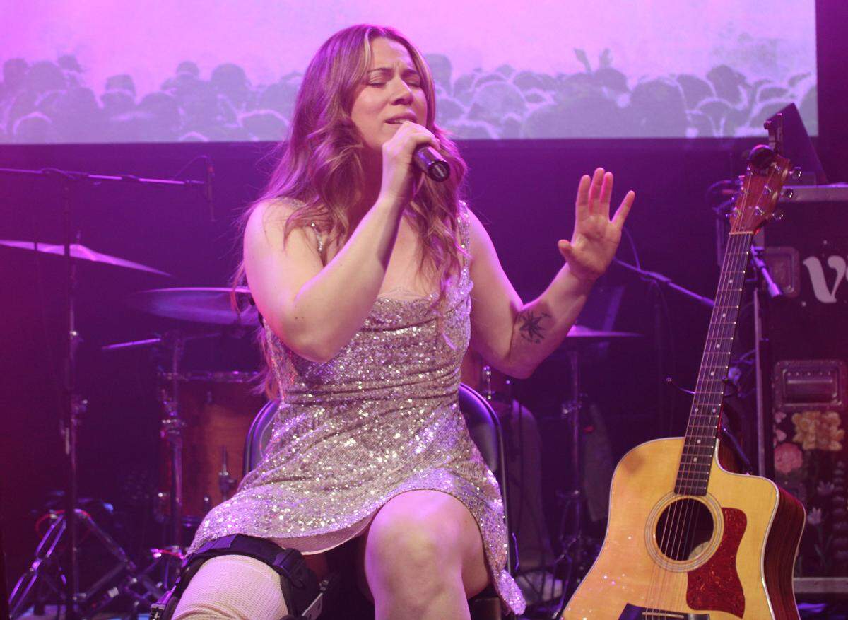 Veronica North Preforms at Doc Swinson’s Opening Act Contest at the Wild Buffalo on March 5, 2026, in Bellingham, Wash.
