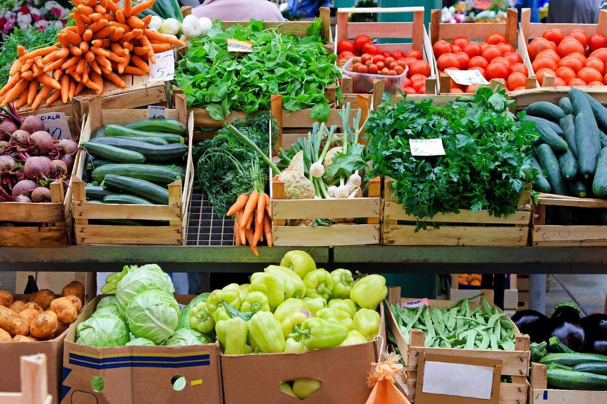 Fresh and organic vegetables at farmers market