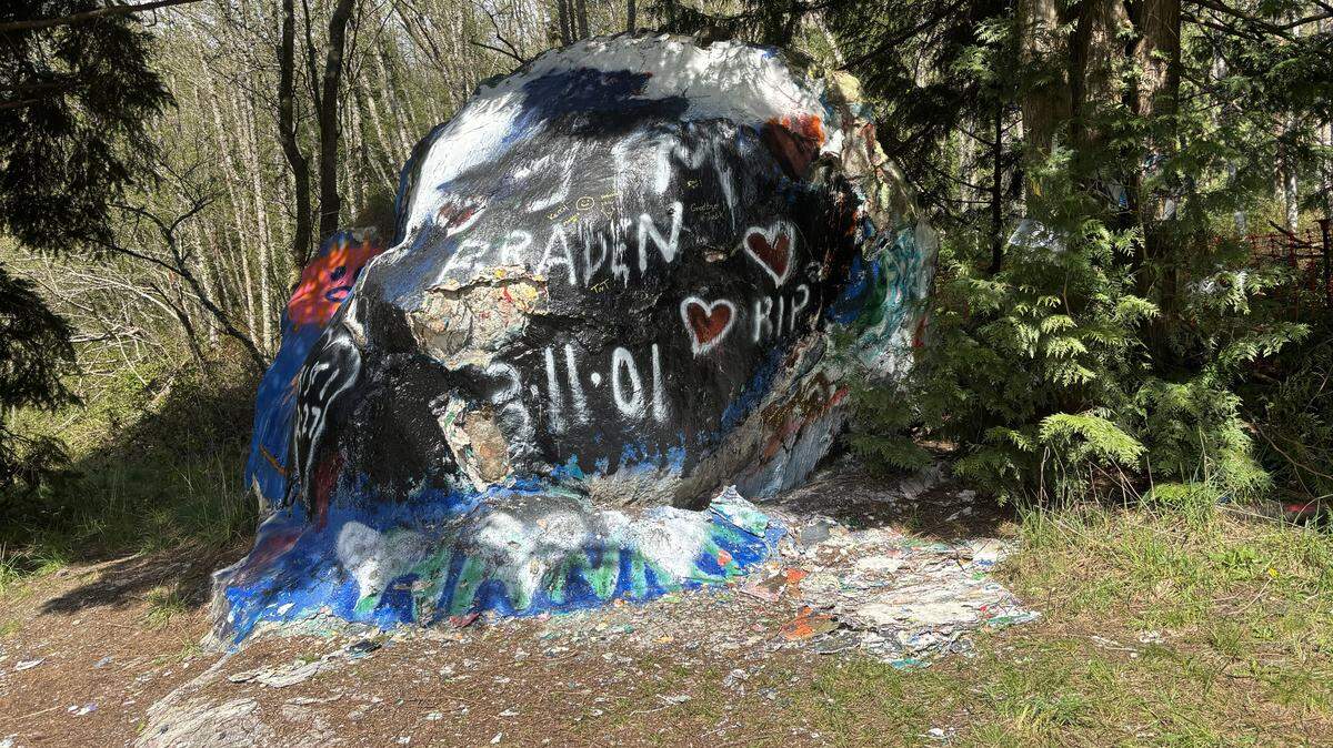 The Graffiti Rock along northbound Interstate 5 outside of Bellingham, pictured here on Friday, April 17, 2026. 
