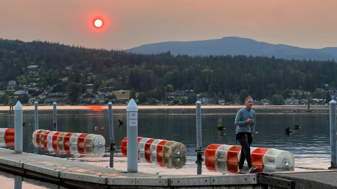 Agencies issue heat, air quality alerts for Whatcom County as smoke settles in