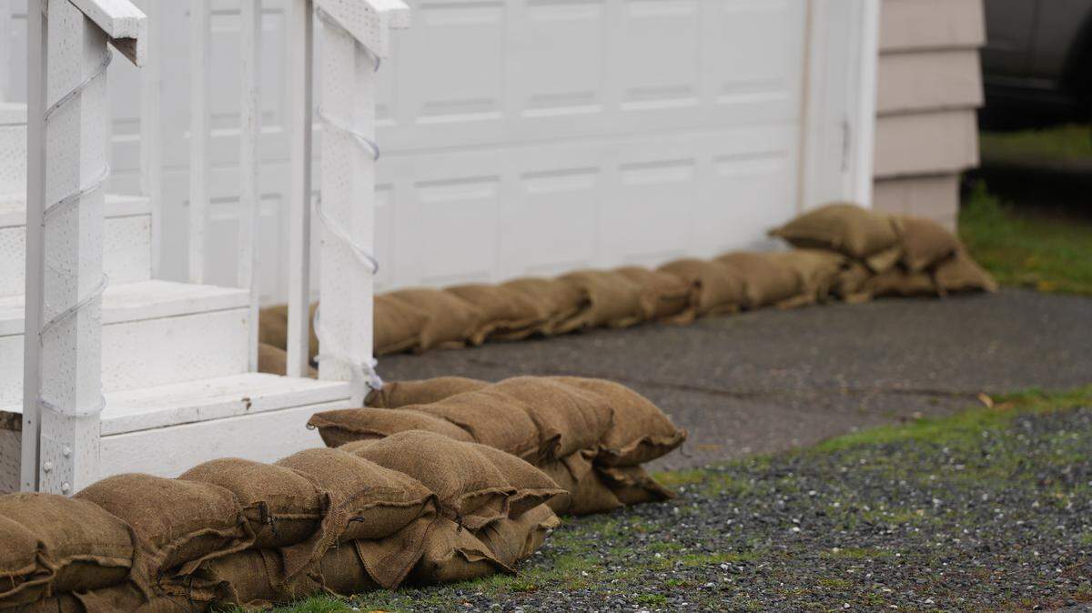 FEMA to begin inspections of flood-damaged homes for disaster aid