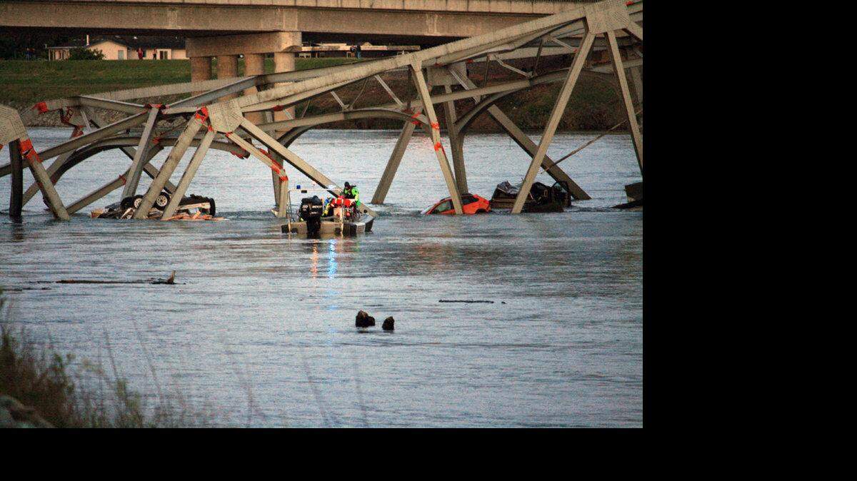 Skagit Bridge collapse