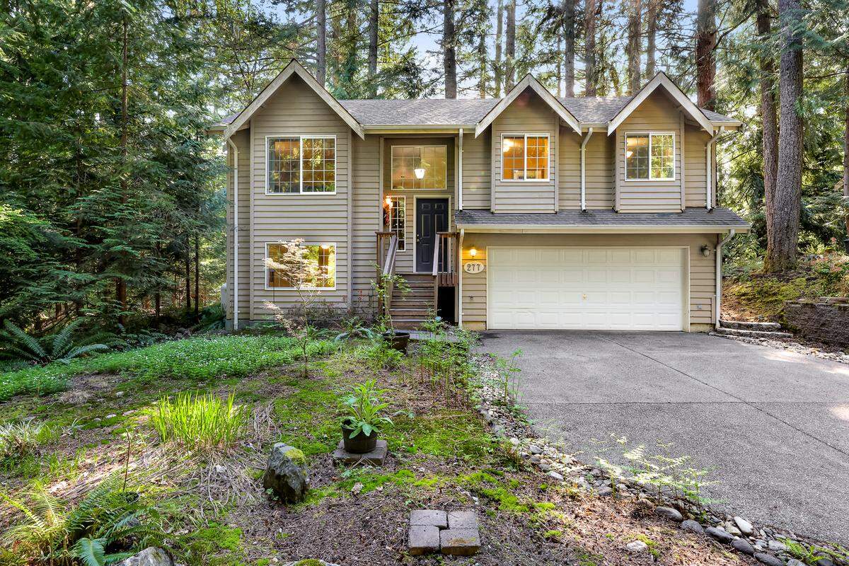 Home real estate listing at 277 Sudden Valley Dr. in Bellingham, Wash.