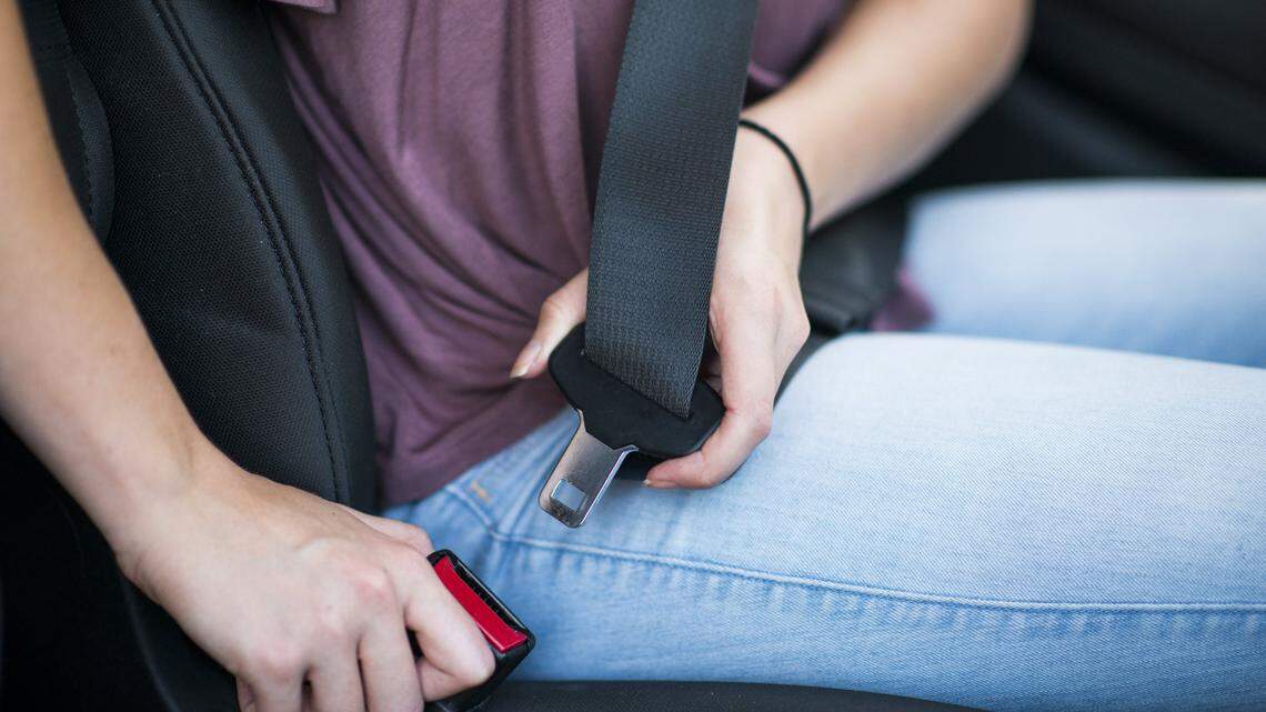 A reader asked The Bee if it’s legal to wear a seat belt under your arm and not over your shoulders in California. Here’s what to know.