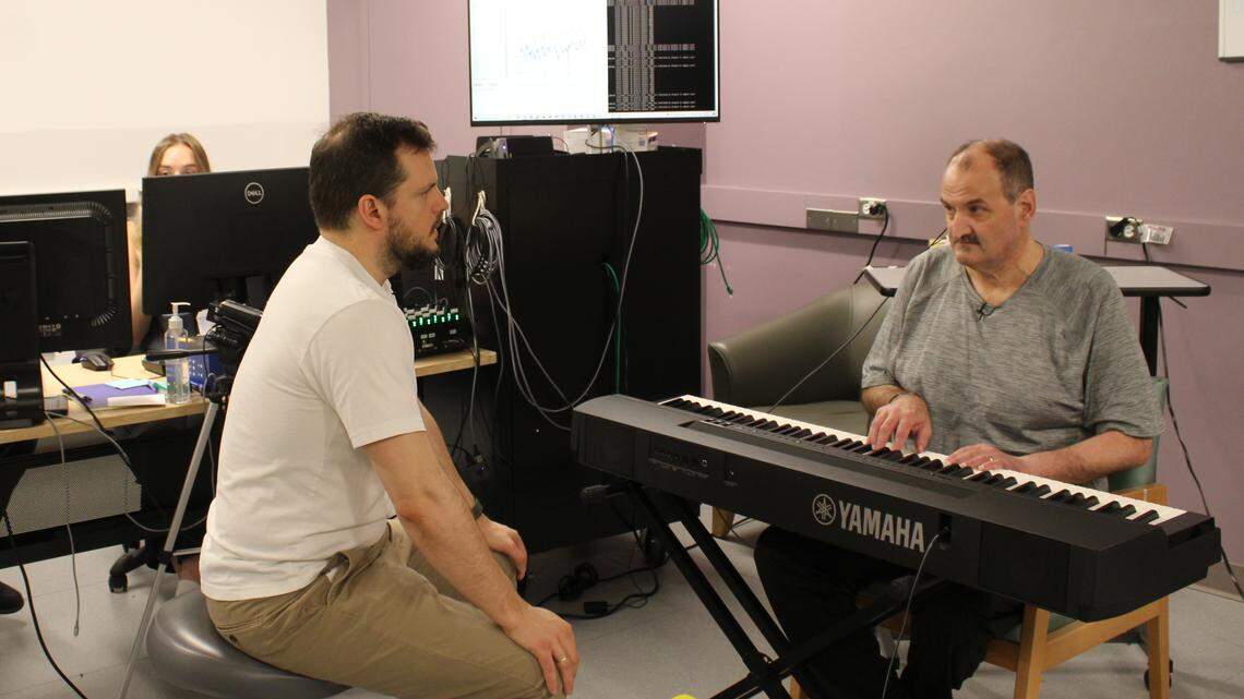 Stroke left Lynden organist unable to play; UW trial lifted his hope for recovery