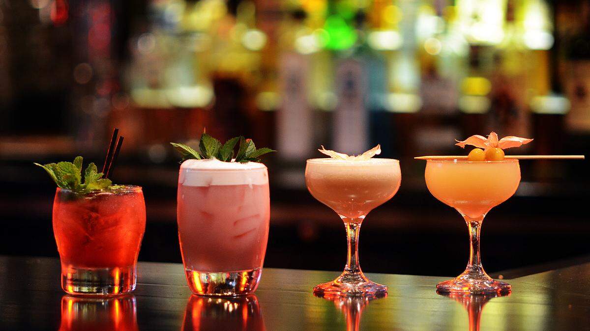 Poll finds the best cocktail lounge and bar in Bellingham at Matthew’s Honest Cocktails, a new drink spot in Whatcom County.