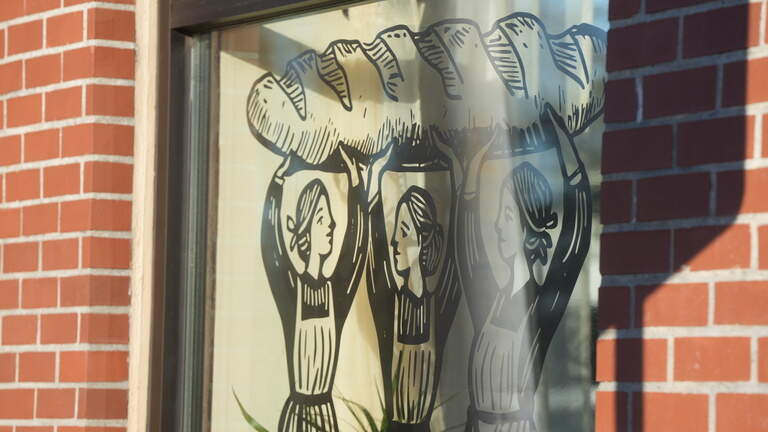 Step inside downtown Bellingham’s new gluten-free bakery, opened by 3 sisters