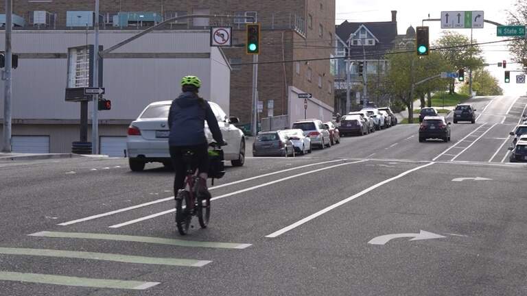 Bellingham group seeks quick-fix effort for safer street crossings, bike lanes
