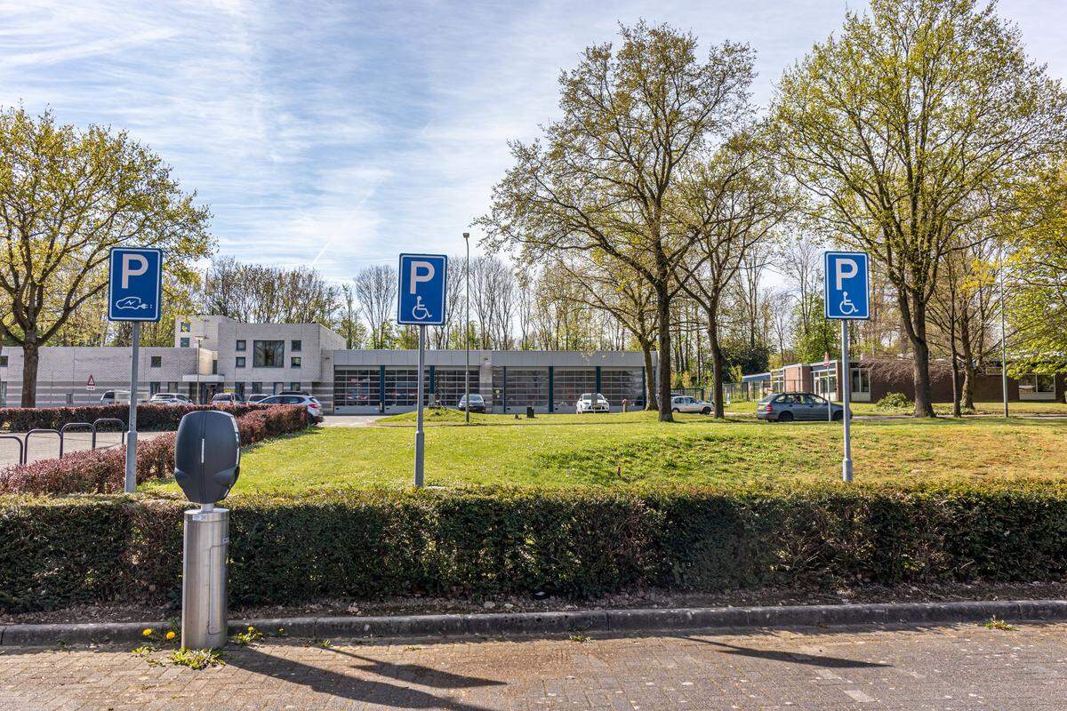 Being aware of state parking laws can help you avoid being ticketed or having your car towed.