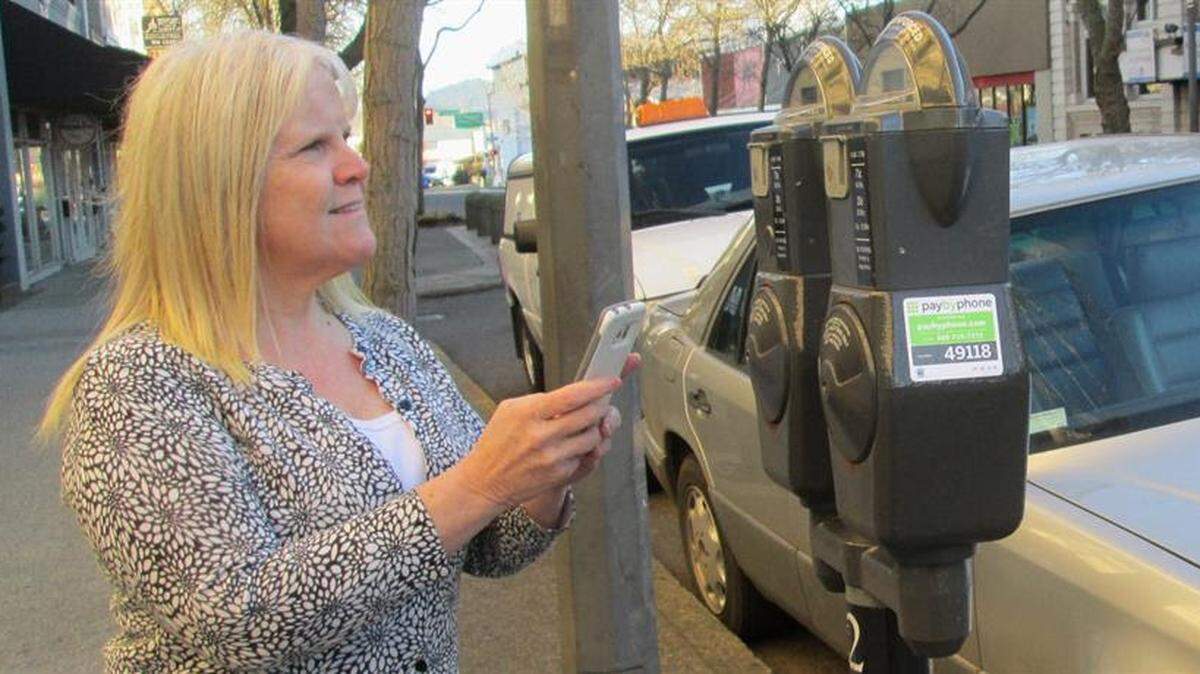 The city of Bellingham announced that between Dec. 10 and Dec. 24 it will offer free parking downtown to first-time users of its PayByPhone app.
