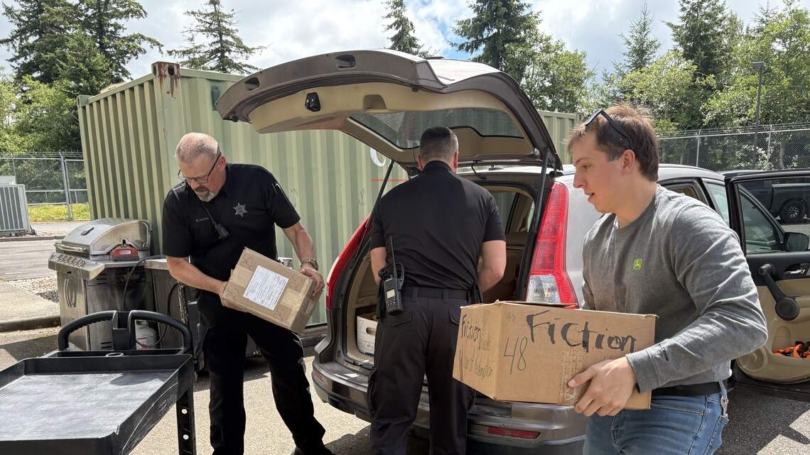 Nonprofit providing books to inmates across WA brings a haul to Whatcom County