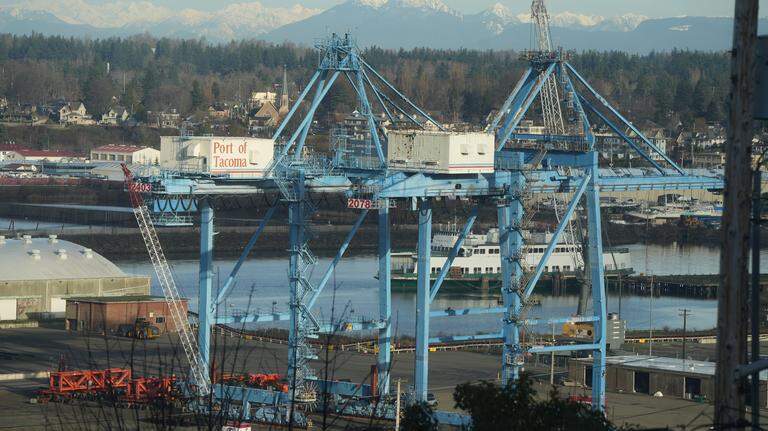 Overnight noise expected as more large cranes arrive at Port of Bellingham