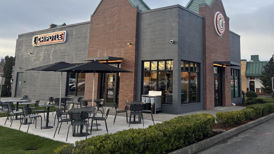 Chipotle opens new restaurant, adding another chain to Lynden’s Meridian Road