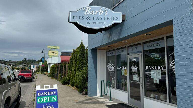 Beloved Ferndale bakery owner to retire after 25 years, looking to sell business