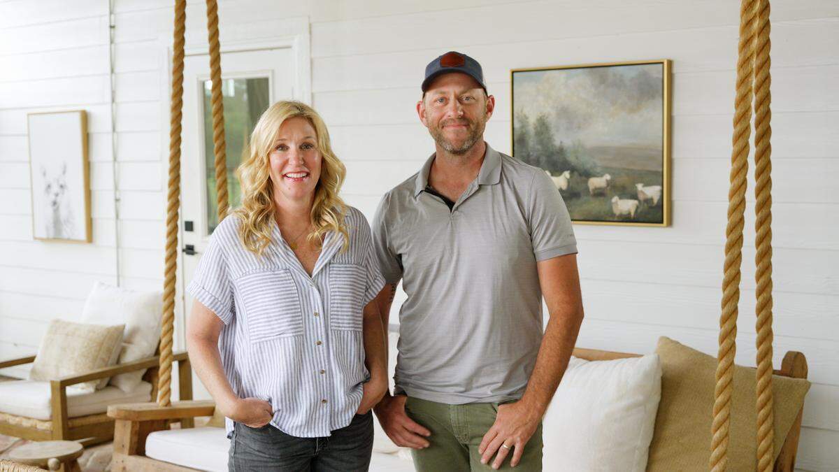 Dave and Jenny Marrs, hosts of HGTV’s “Fixer to Fabulous” series.