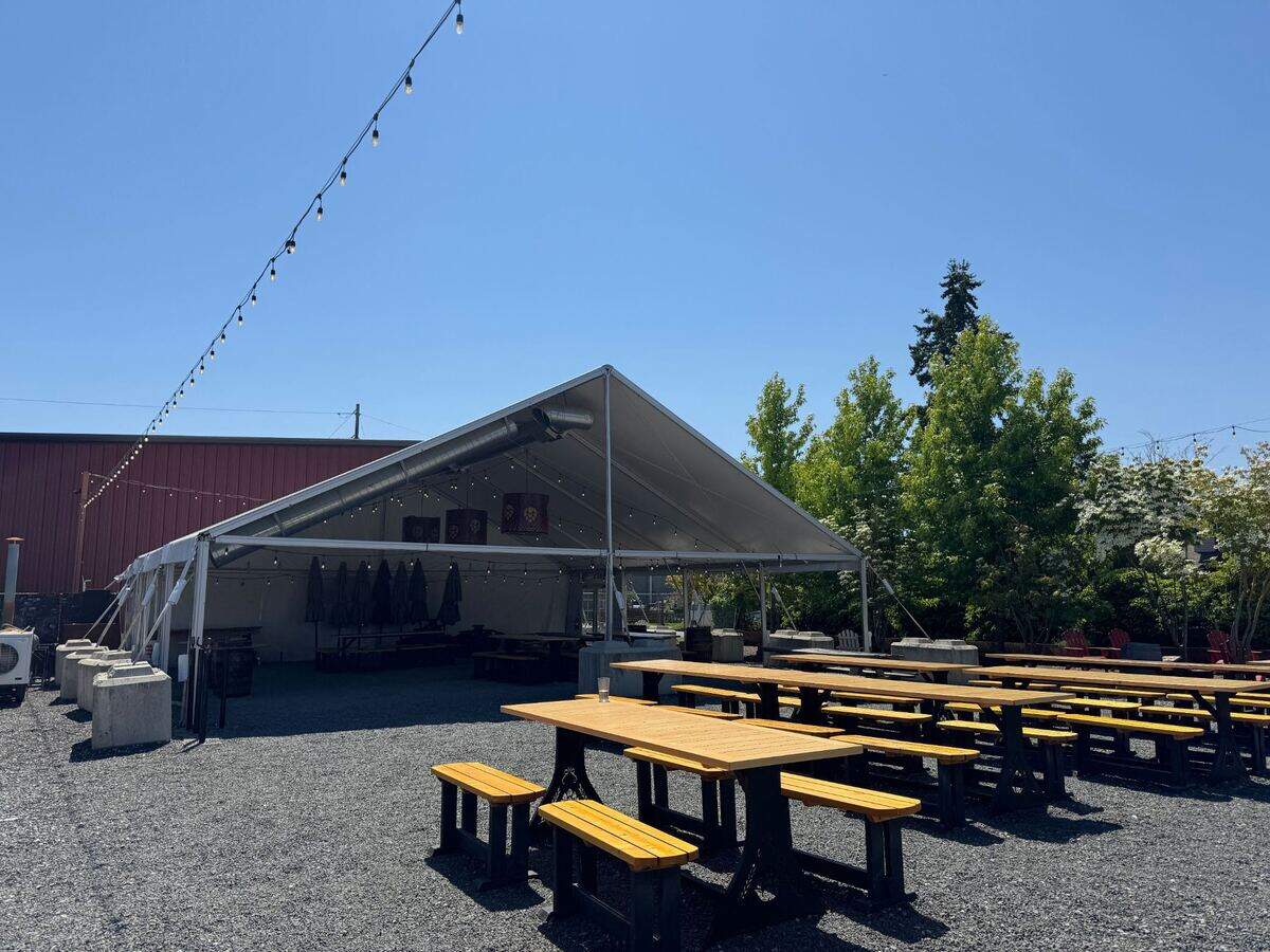 Stemma Brewing Co.’s West outdoor beer garden.