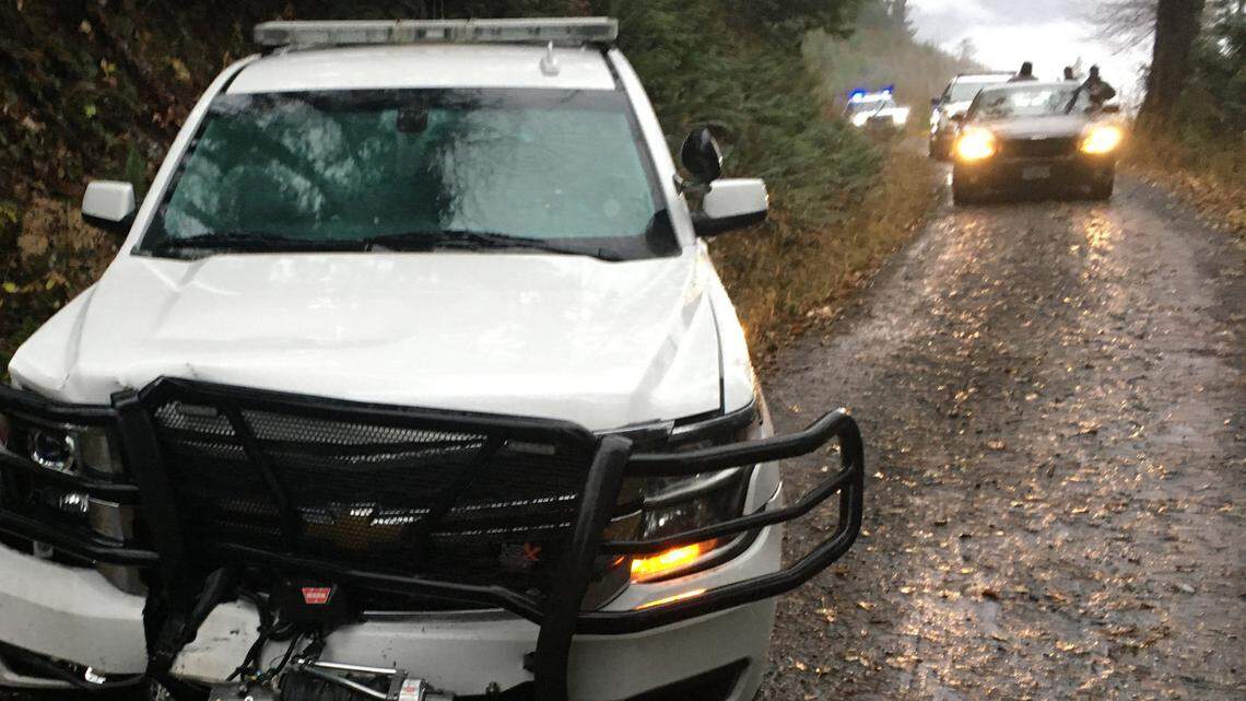 Whatcom man in U-Haul reportedly rams 2 sheriff’s patrol cars and leads 4-hour manhunt
