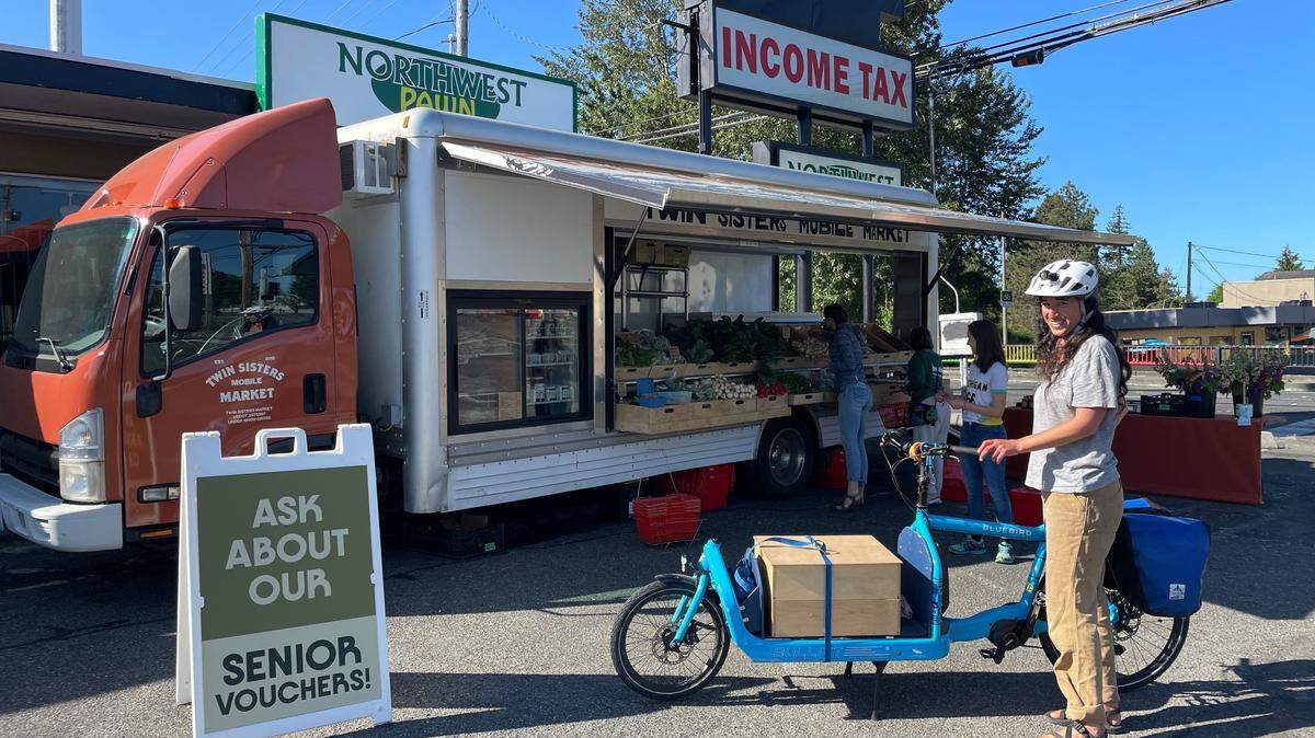 Twin Sisters Mobile Market connects customers to local produce in the Birchwood Neighborhood in Bellingham.