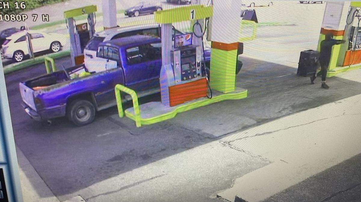 A Bellingham robbery suspect made his escape in a blue/purple Dodge pick-up truck. The distinctive truck helped police identify the suspect.