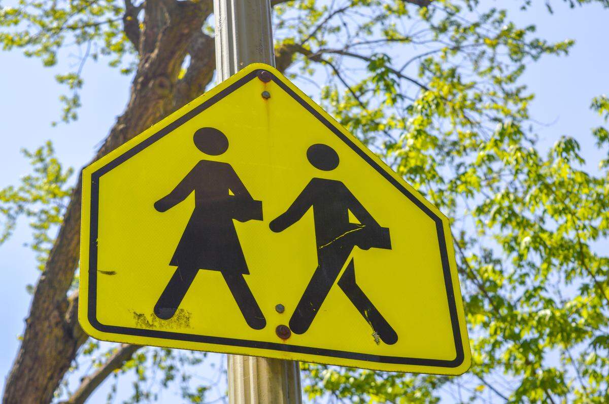 School warning sign.