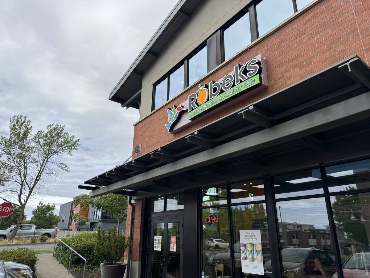 Robeks, a fresh juice and smoothie chain restaurant, at 3110 Woburn St. #107 in Bellingham, Wash. on July 10, 2026.