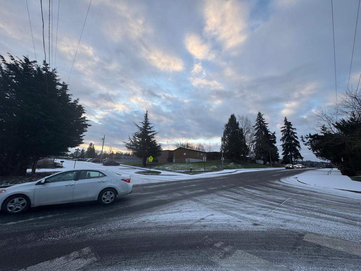 Drivers head south on Lincoln Street south of Lakeway Driver early Monday.