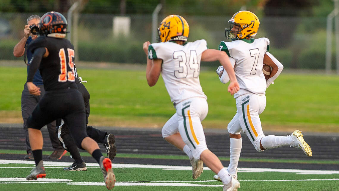 Sehome routs Blaine with balanced attack, showing potential for a high-quality season