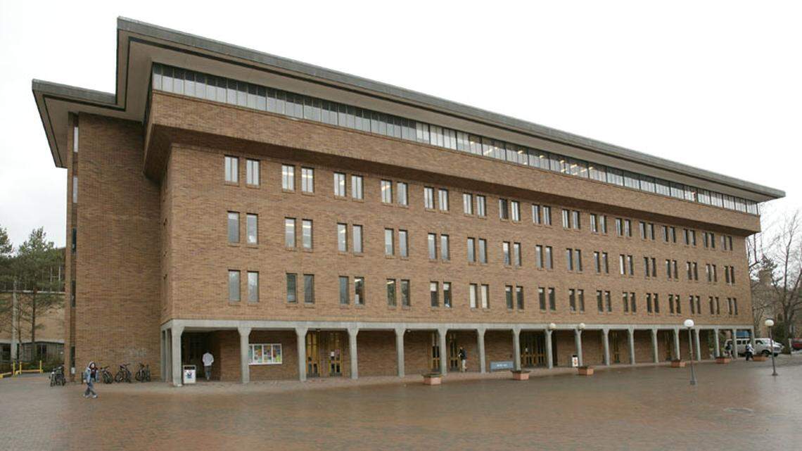 WWU building closed after being mentioned in bomb threat