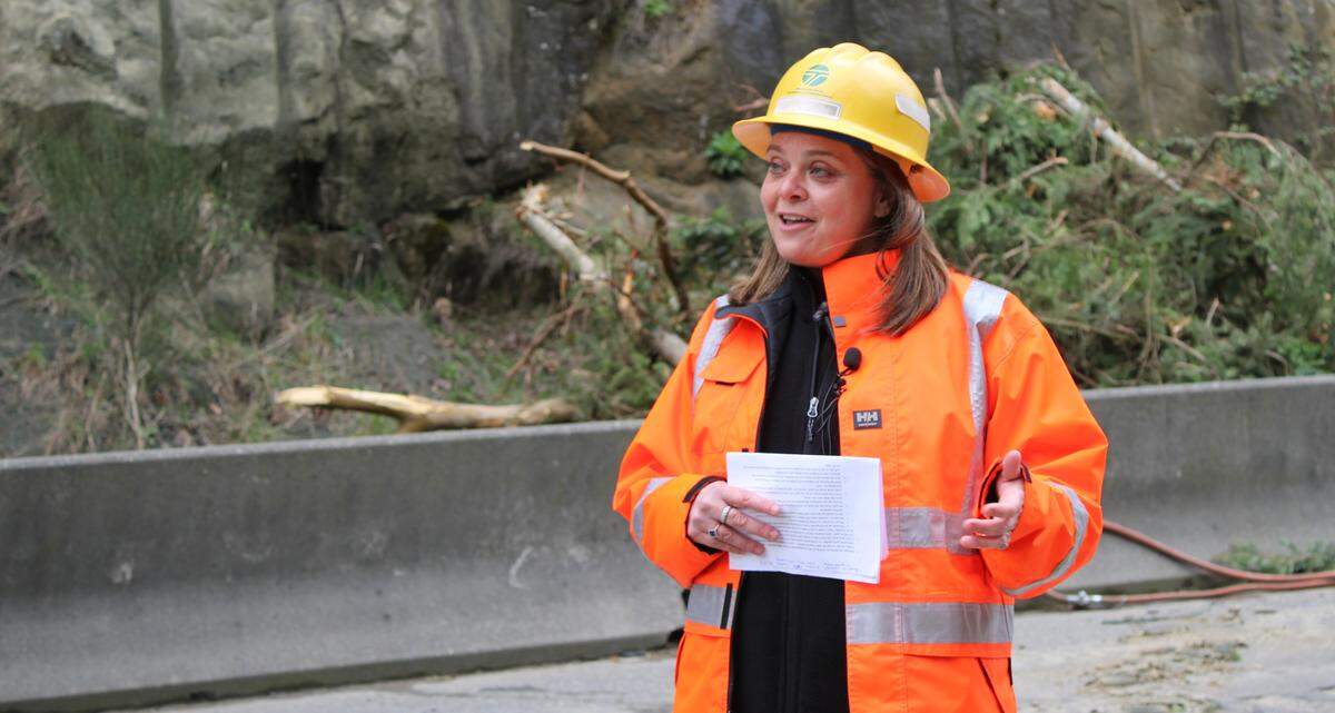 Melissa Ambler with the Washington State Department of Transportation gives an update on the Interstate 5 landslide south of Bellingham on March 25.