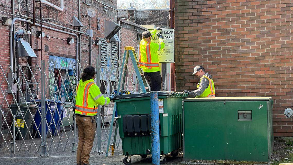 Bellingham closes downtown alley, citing need to curb drug-related crime