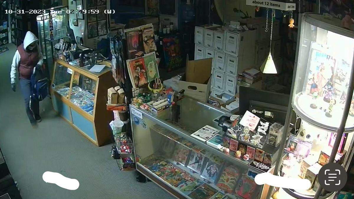 One of two thieves burglarizes the Bellingham’s The Comics Place, stealing thousands worth of comics and cards