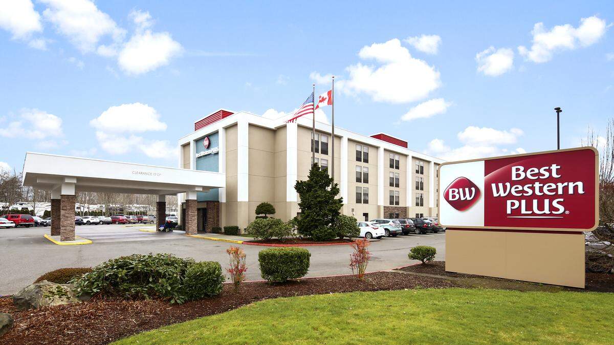 Bellingham Airport Hotel