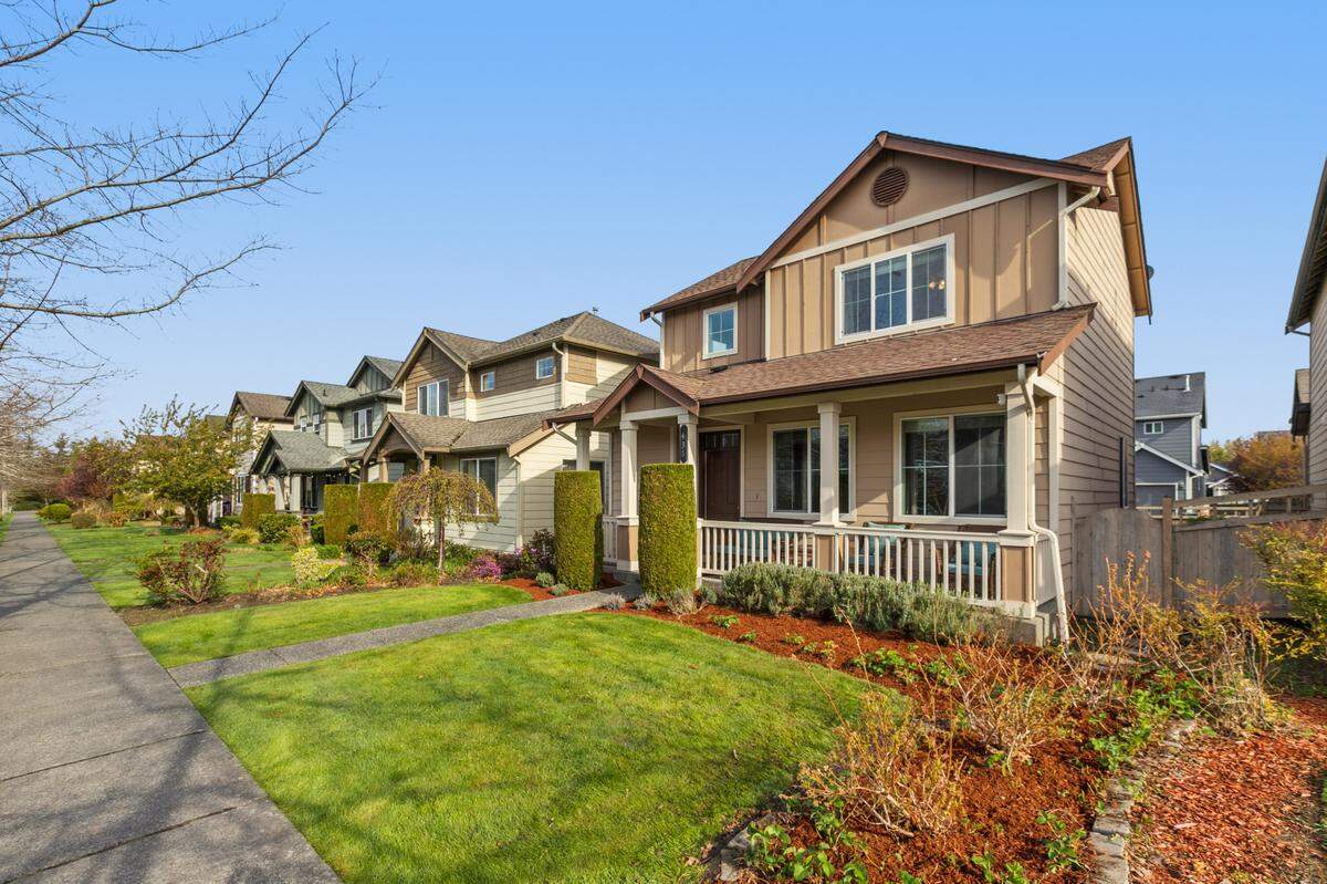 Home real estate listing at 436 Tremont Ave. in Bellingham, Wash.
