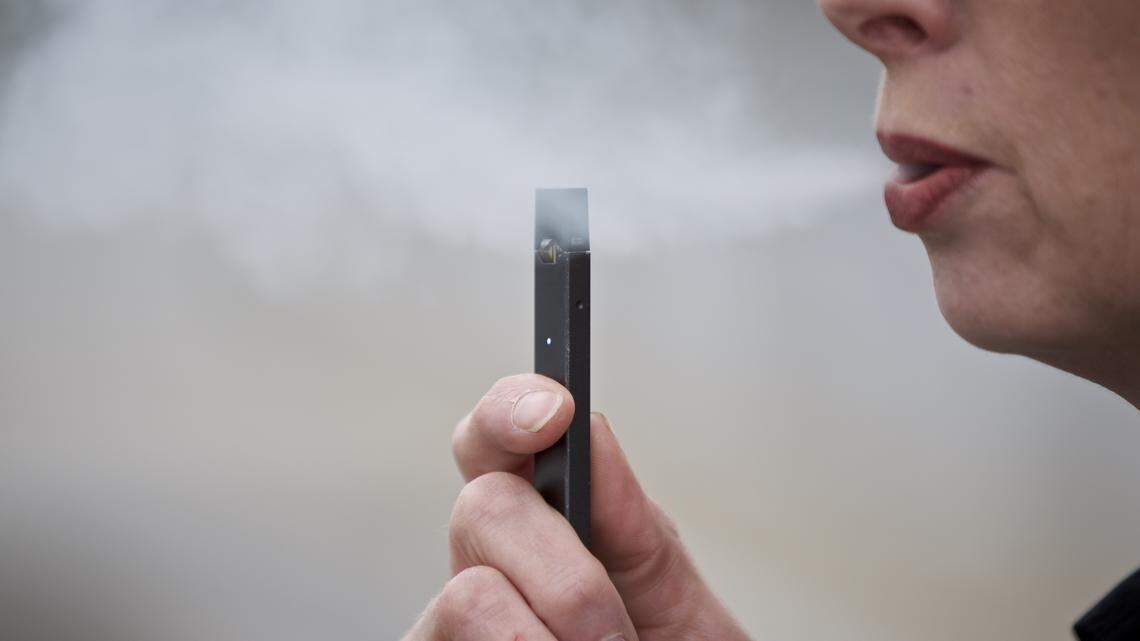 What you need to know about vaping, and vaping-related deaths