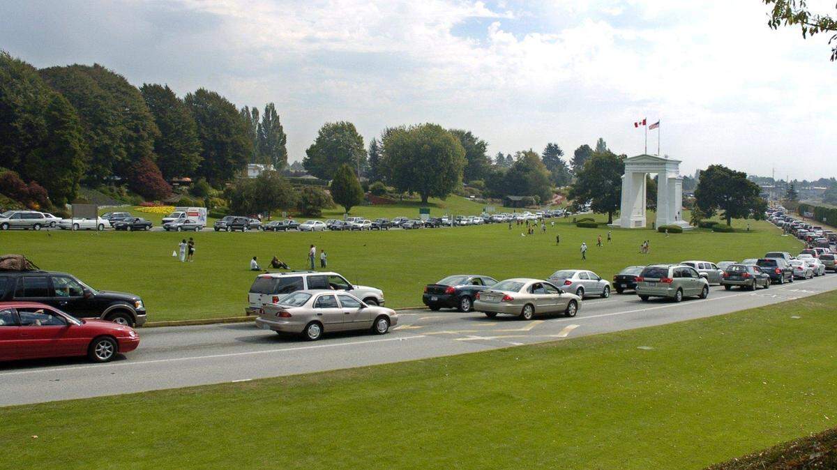 Traffic lines up north bound and south bound at the Peace Arch border crossing in Blaine. Longer lines are a possibility if agents do more secondary inspections if marijuana is legalized on both sides of the border.