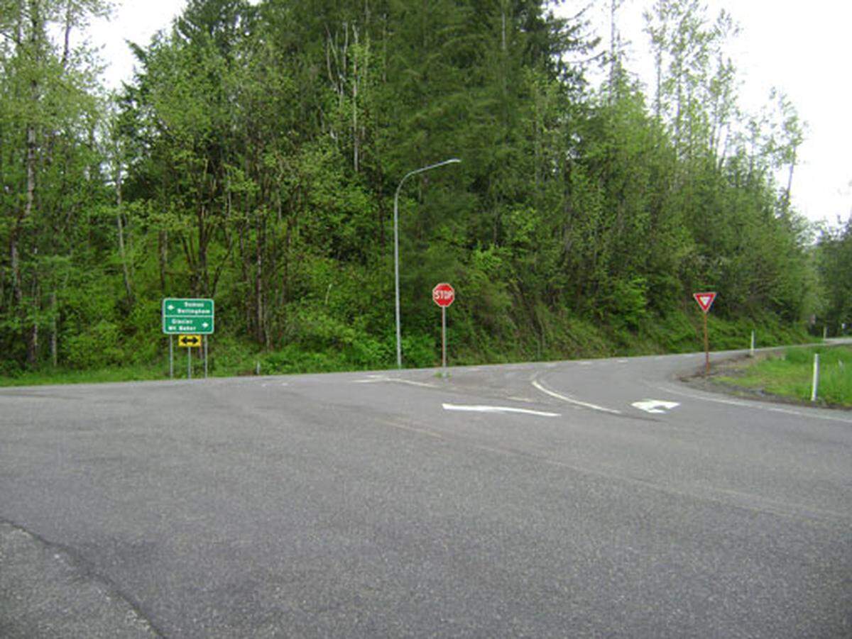 The T-intersection of state highways 9 and 542 east of Deming and north of Acme now has a roundabout to make it safer and easier for drivers.