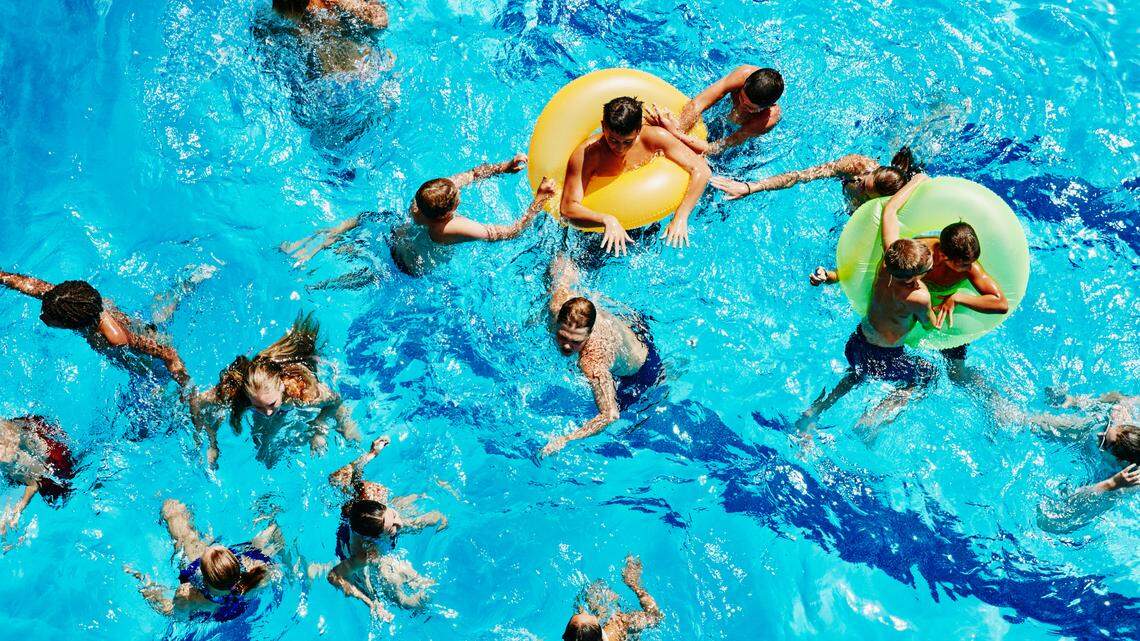 How much do metro-east public pools cost, and when are they open? We compared 4