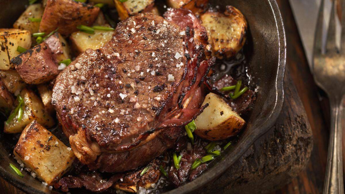 Dirty Dan Harris Steakhouse, a restaurant in Bellingham is one of the best steaks in Washington state, best steaks in the Pacific Northwest