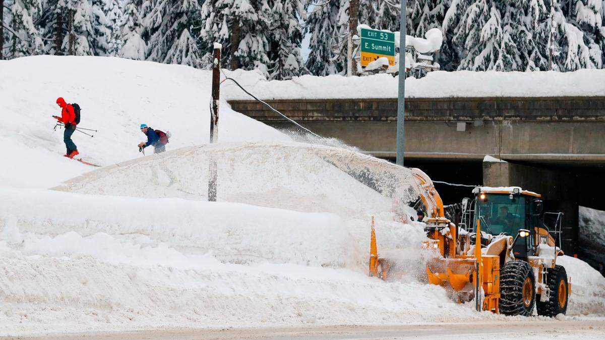 Snow is forecast for Interstate 90 at Snoqualmie Pass this weekend.