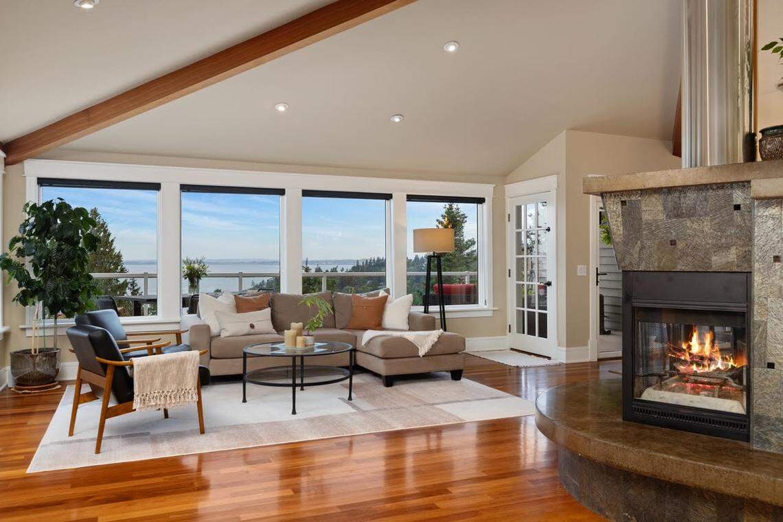 Home for sale at 711 Briar Rd Bellingham, Wash. by Rick Monrean.