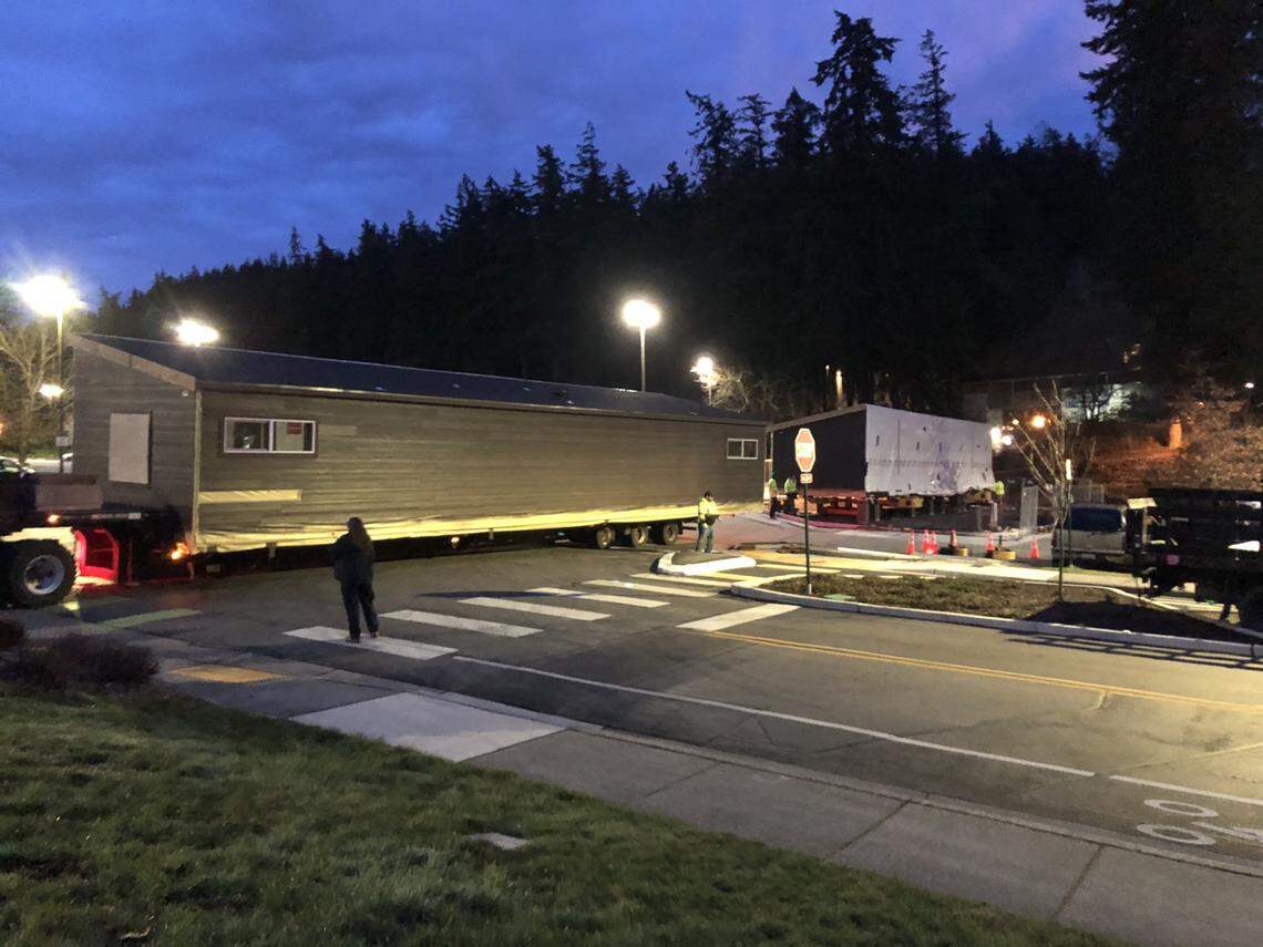 Modular units are delivered to Western Washington University to expand on-campus child care opportunities for student parents and university staff.